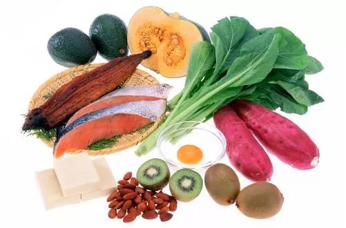 爱护眼睛，从食物的选择开始——揭秘养护视力的营养食品